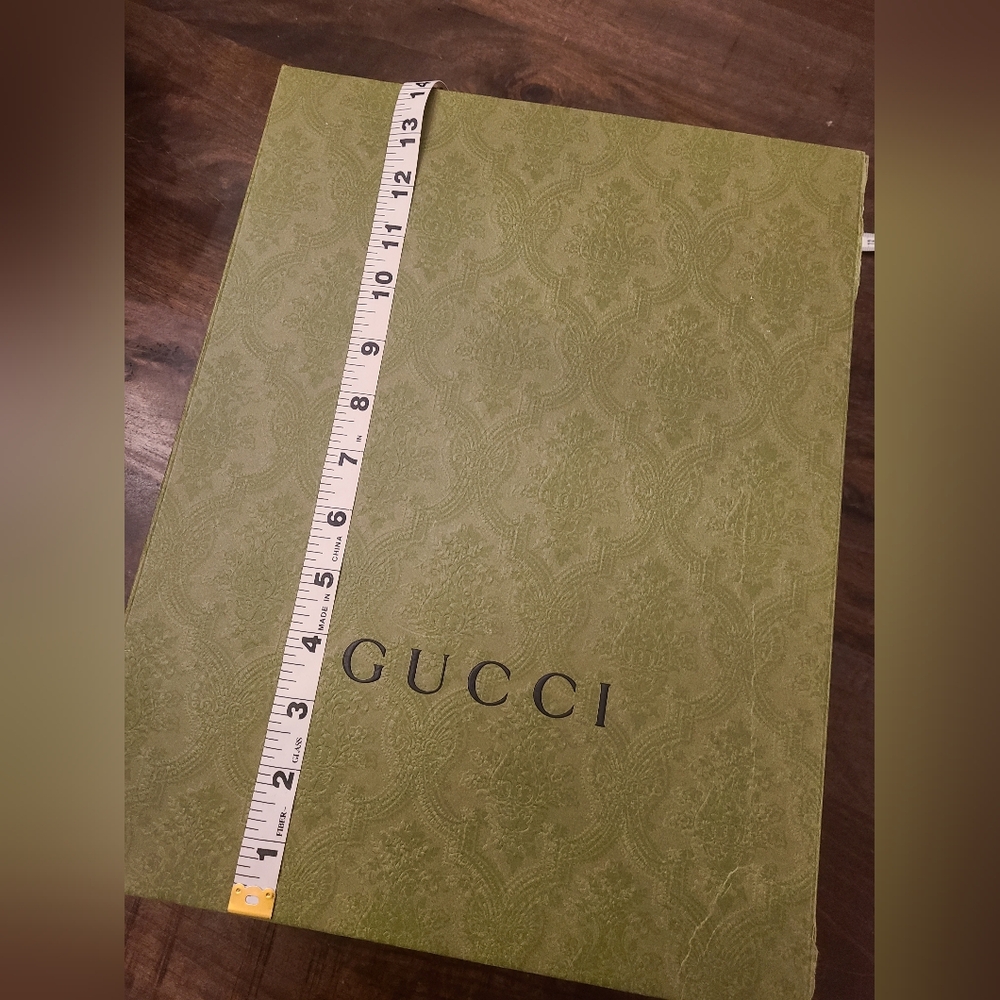 Gucci box - Picture 5 of 9